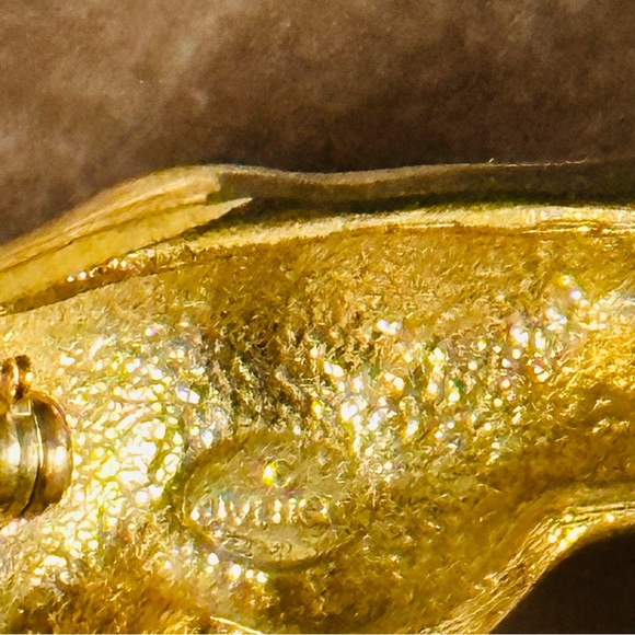 GIVENCHY Panther Gold brooch pin vintage lioness designer lion - Picture 8 of 8